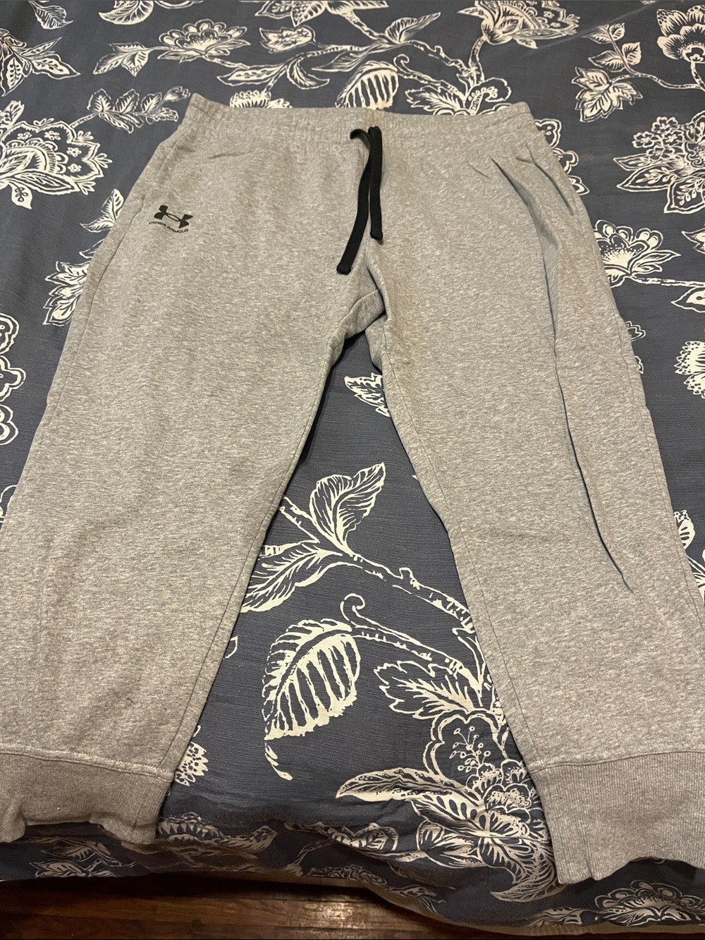 Under Armour Kids Light Gray Jogger Sweatpants with Black Drawstring